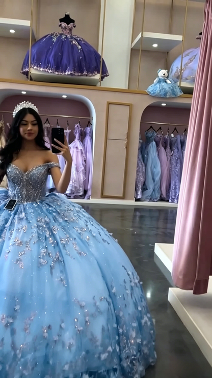 Gorgeous Off-the-shoulder Ball Gown Lavender Long Prom Dresses Tulle Applique Lavender Quinceanera Dresses Sweet 16 Dress DP3823