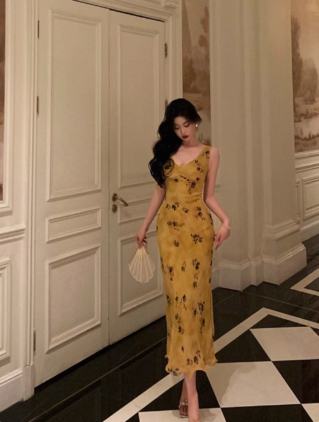 Elegant Sheath V Neckline Yellow 18th Birthday Dress Party Gown Birthday Outfits Birthday Dress Ideas For Women DP588
