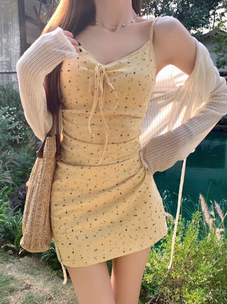Robe jaune tendance S830