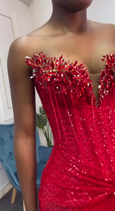 Bescheidene Meerjungfrau Schatz Rote Pailletten Abendkleid 20. Geburtstagskleid Ballkleider 18. Geburtstag Outfits W0333