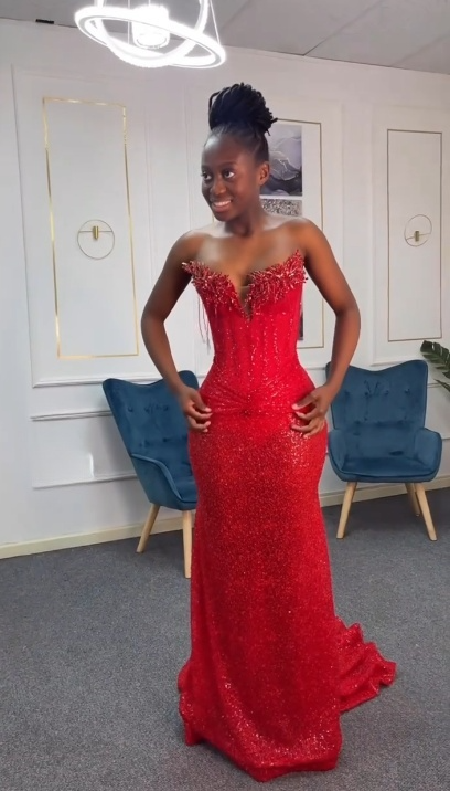 Bescheidene Meerjungfrau Schatz Rote Pailletten Abendkleid 20. Geburtstagskleid Ballkleider 18. Geburtstag Outfits W0333