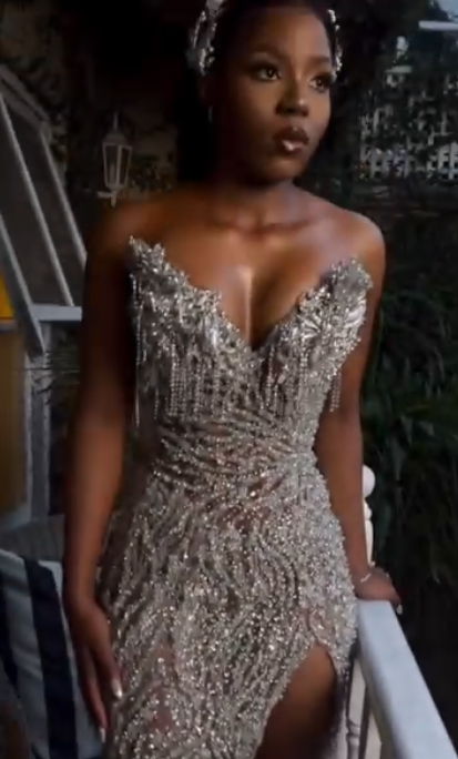 Robe de soirée sirène modeste à décolleté en cœur et fente champagne pour 20e anniversaire, robe de bal noire pour fille, tenue pour 18e anniversaire, W0413