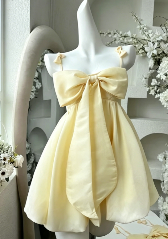 Vintage A line Spaghetti Straps Pink Satin Bow-knot Short Mini Formal 8th Grade Homecoming Dresses Summer Middle School Hoco Dress Birthday Outfits W1188